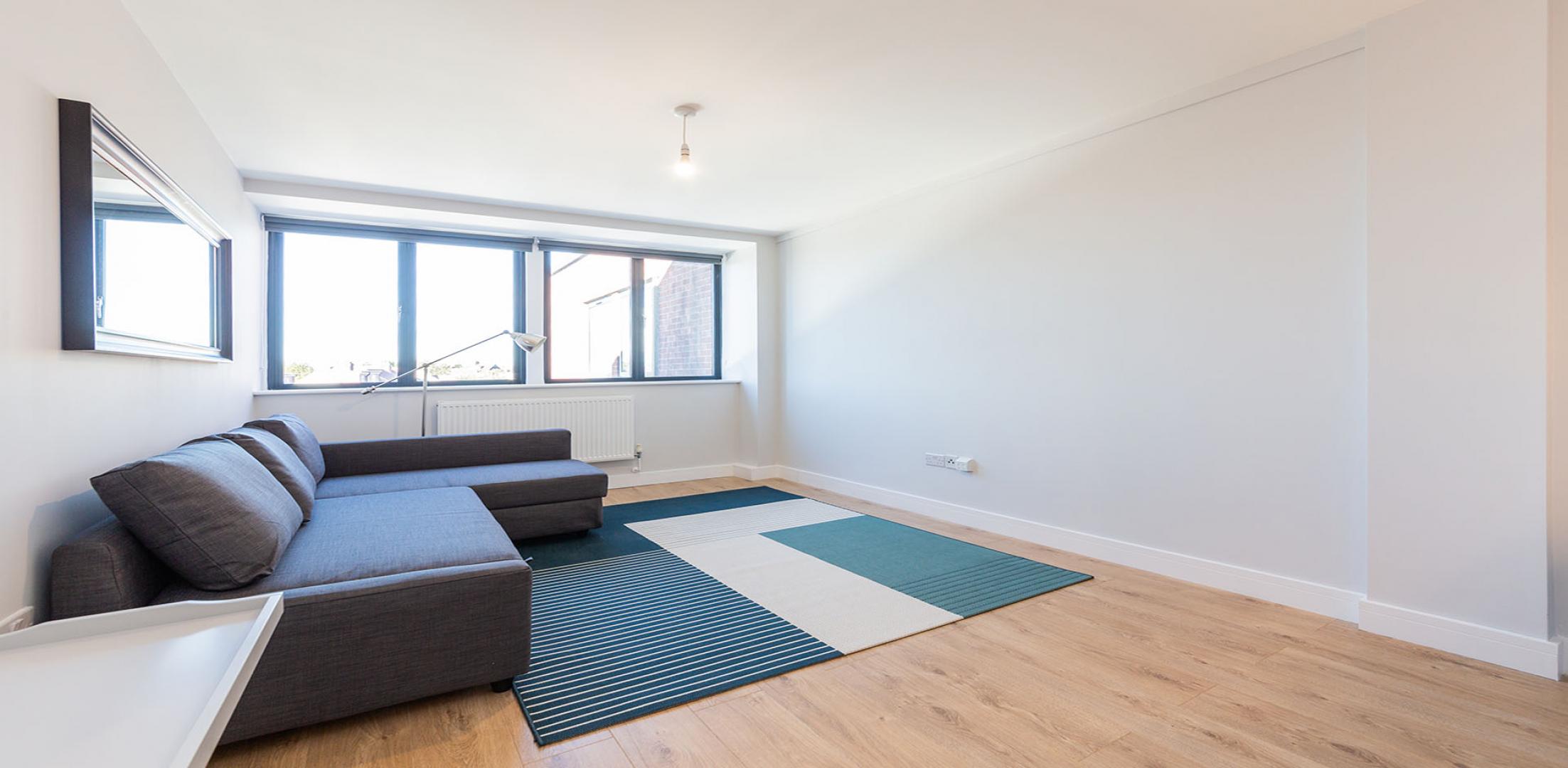 			PARKING SPACE , 1 Bedroom, 1 bath, 1 reception Apartment			 Church Lane , KINGSBURY 